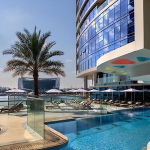Hilton Dubai Creek Hotel & Residences